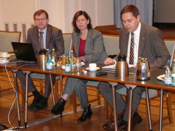 JVH bei politischen Diskussionen